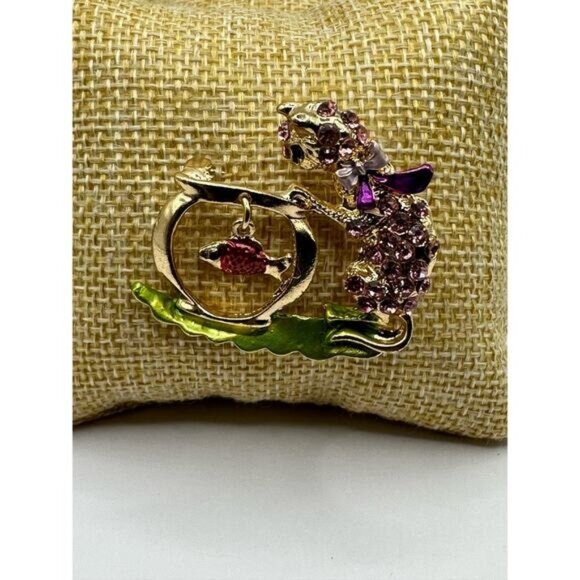 Cat & Fish Brooch Pin With Rhinestones & Enamel Accents - Picture 1 of 10